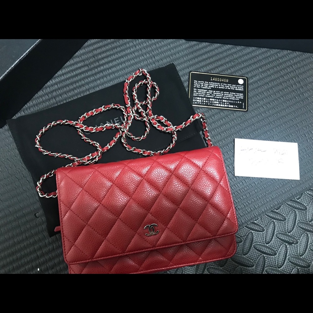 Red Chanel WOC